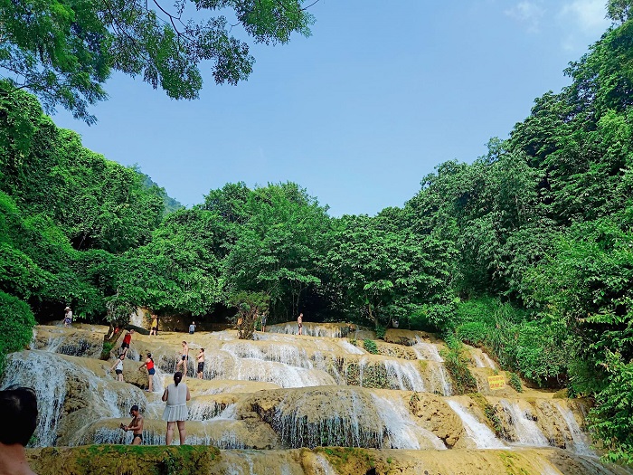 Thach Thanh Cloud Waterfall ( Thác Mây Thạch Thành )