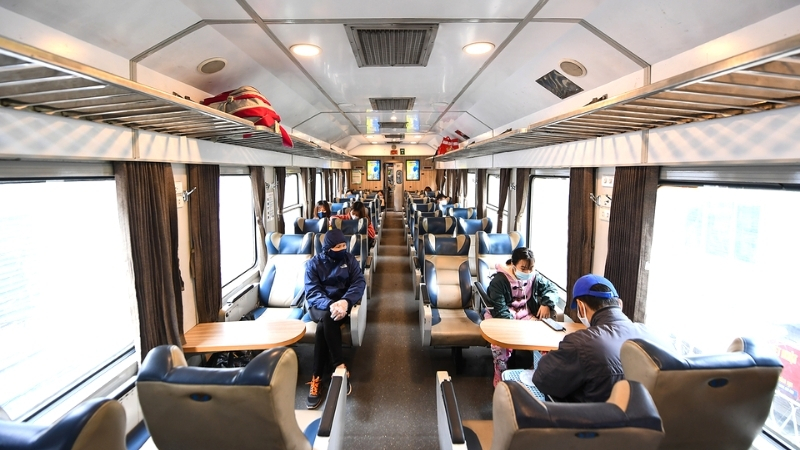 Hanoi to Halong by train
