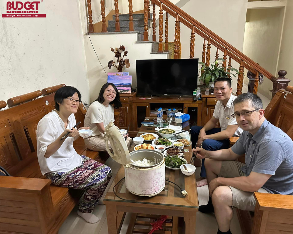 Local-lunch-at-Ninh-Binh-tour