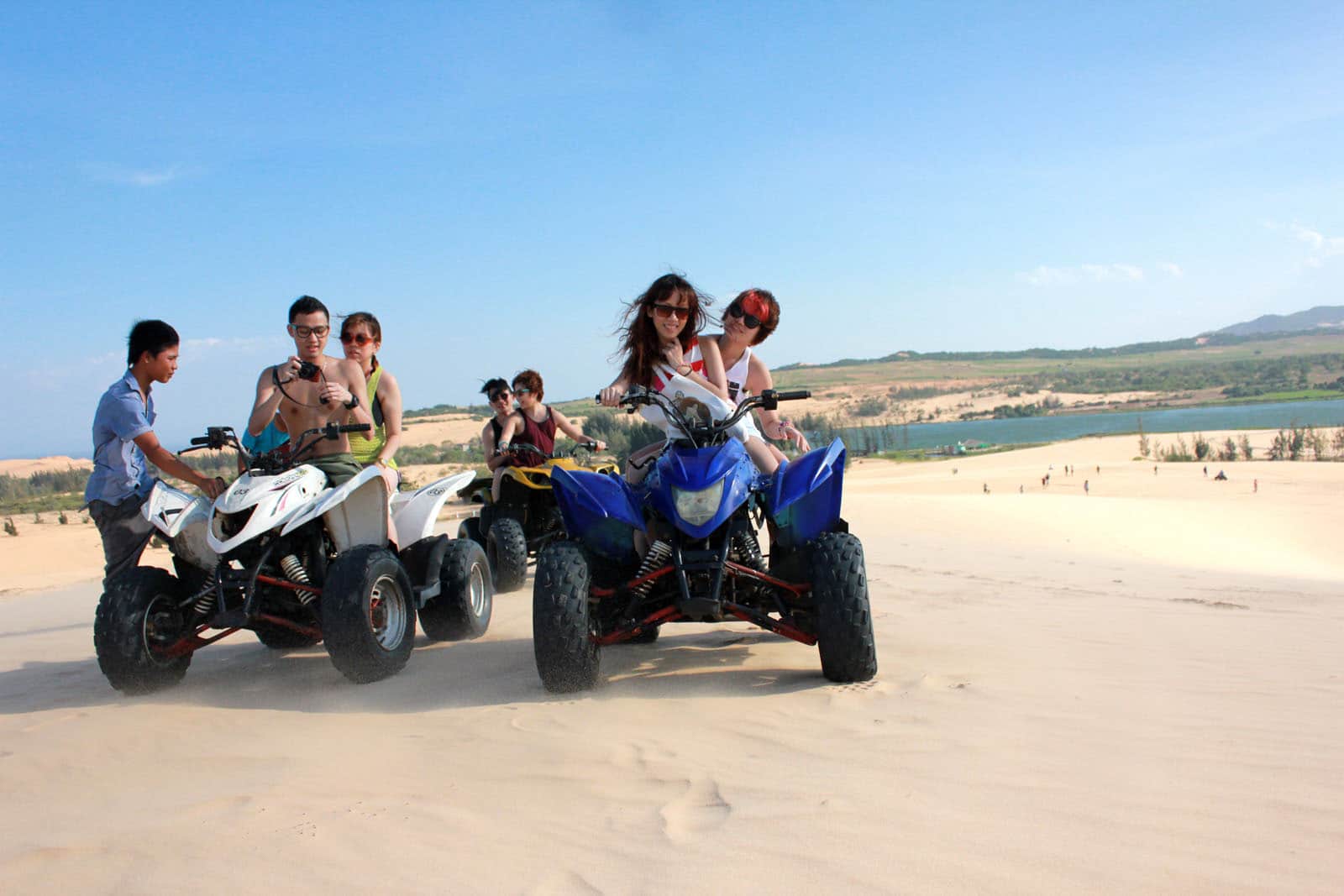 Private Car Rental In Ho Chi Minh Private Car Rental In Ho Chi Minh