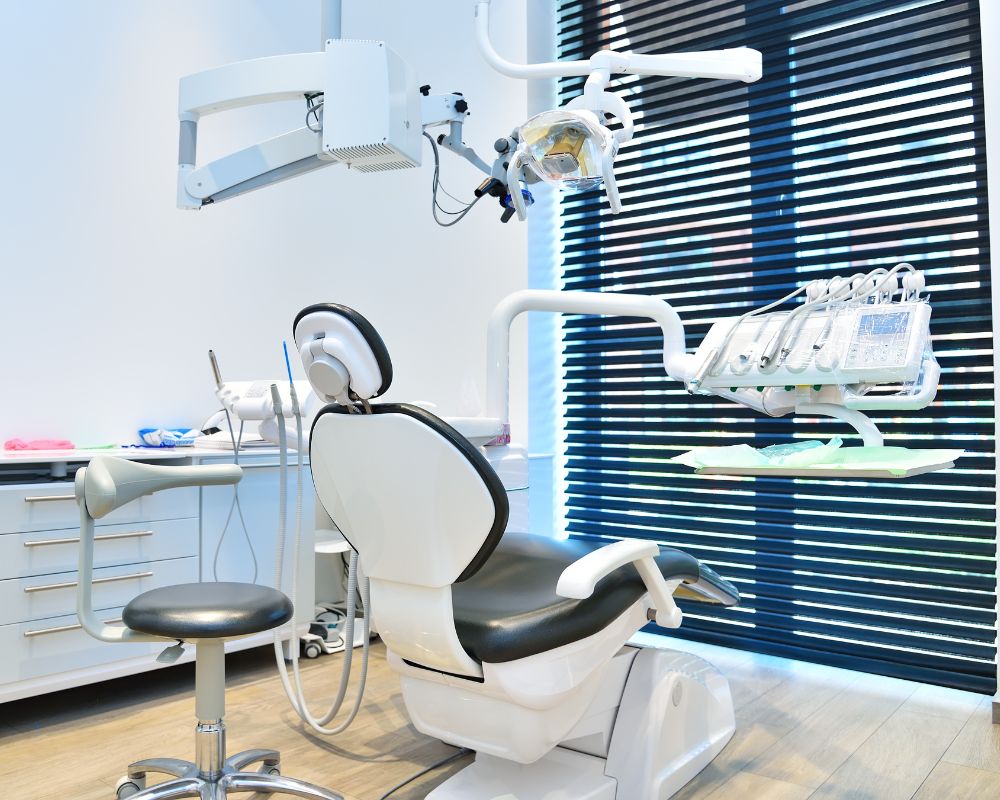 Fami Dental Clinic