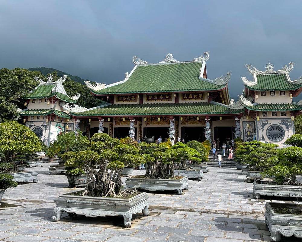 Linh-Ung-Pagoda-Son-Tra-Buddha-Garden