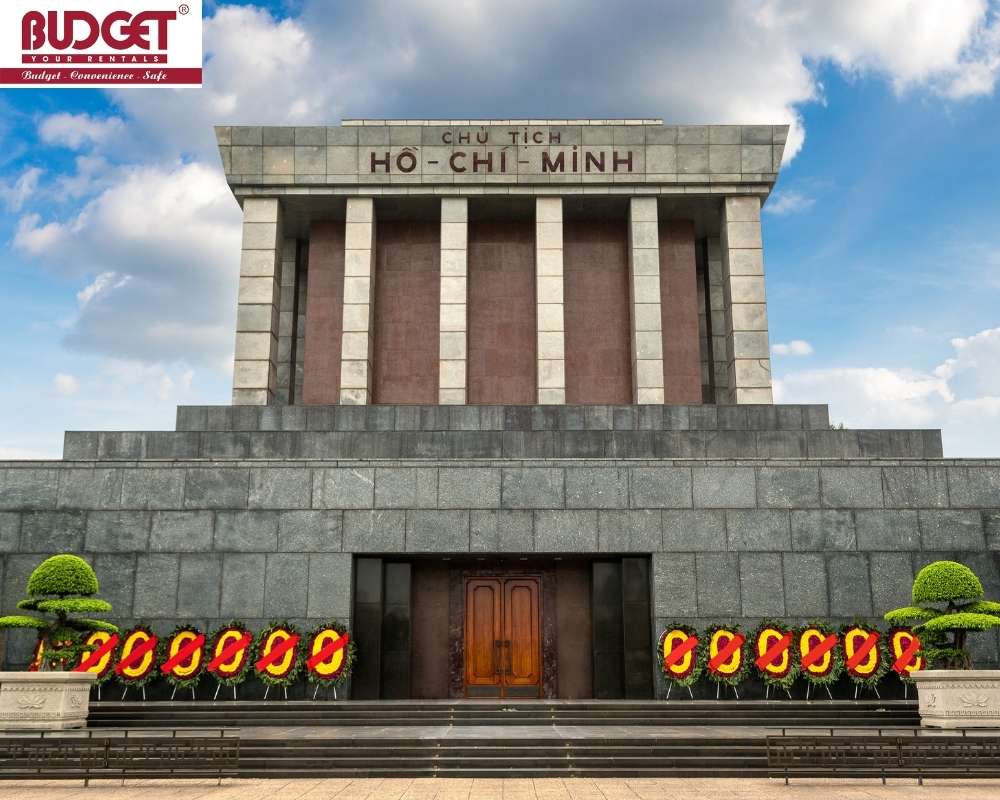 Ho-Chi-Minh-Mausoleum-in-Ha-Noi