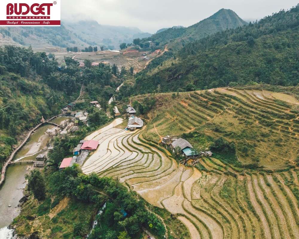 Visit-Cat-Cat-village-is-our-top-choice-in-Sapa