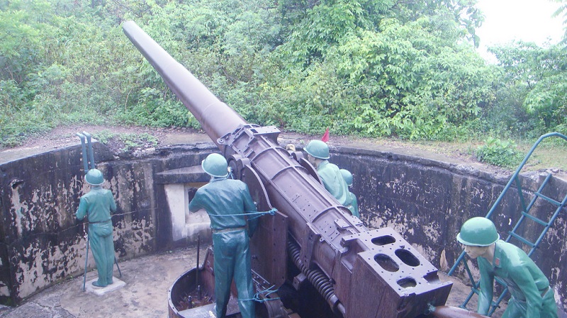 Cannon-Fort-Panorama-in-Cat-Ba_1