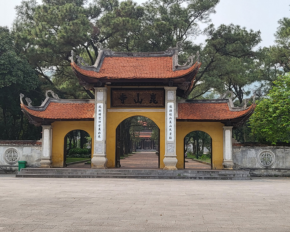 Son-Kiep-Bac-Pagoda-in-Hai-Duong