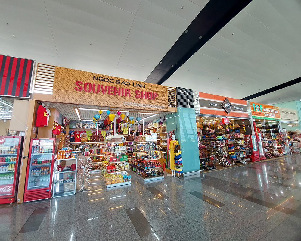 stores-at-Noi-Bai-International-Airport