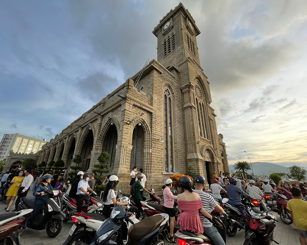 top-8-Stone-Church-of-Nha-Trang