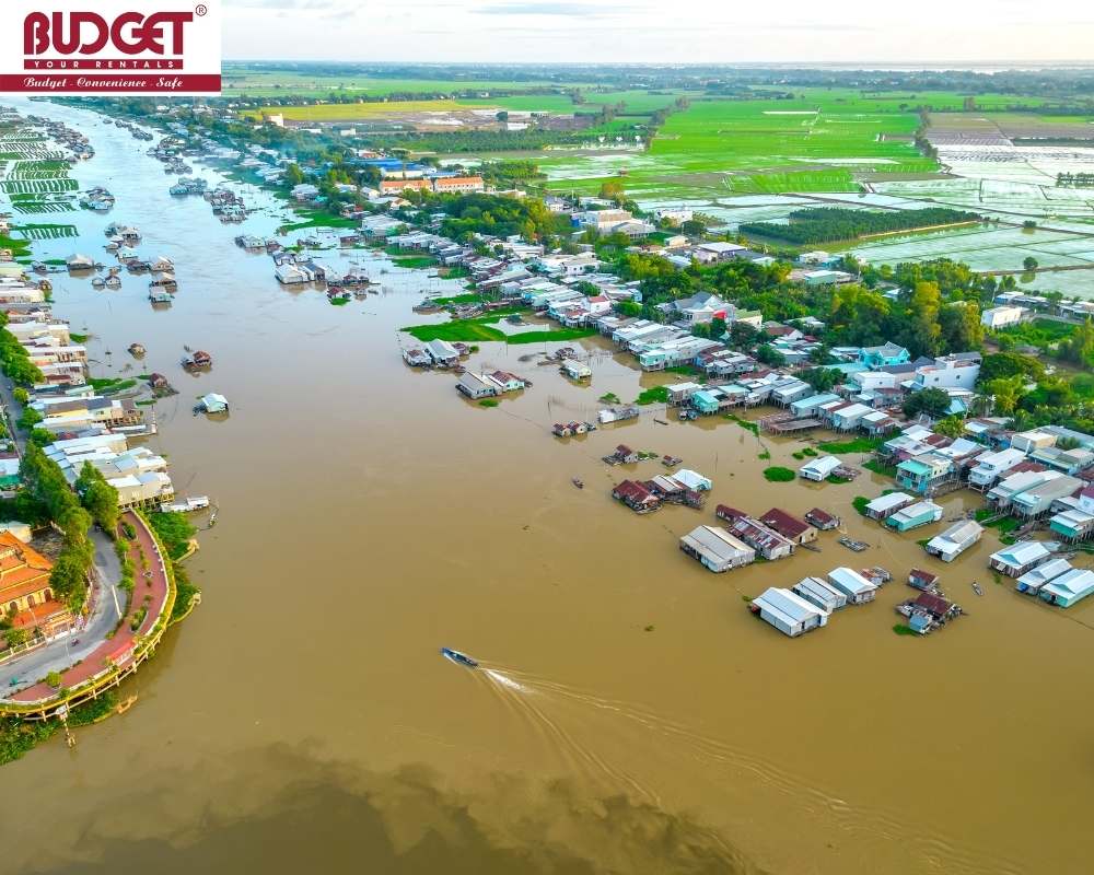 Nga-Bay-Floating-Market-in-Hau-Giang