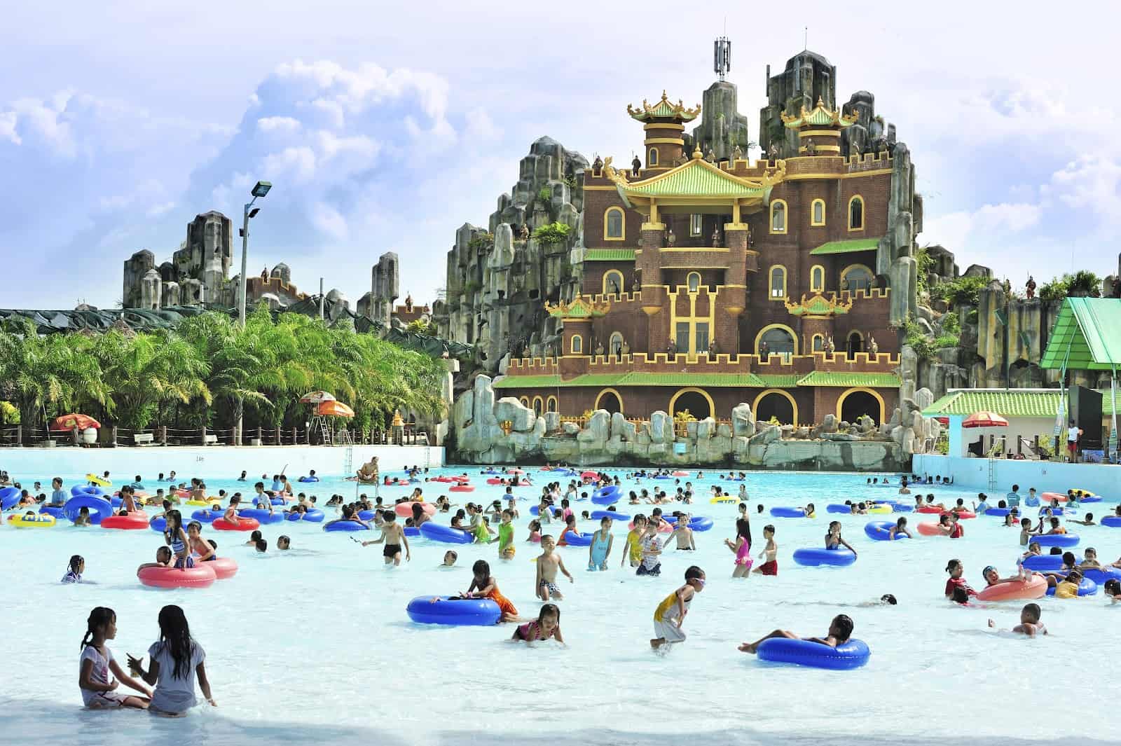 Dai Nam Tourist Area - A Fantastic Water Park in Ho Chi Minh