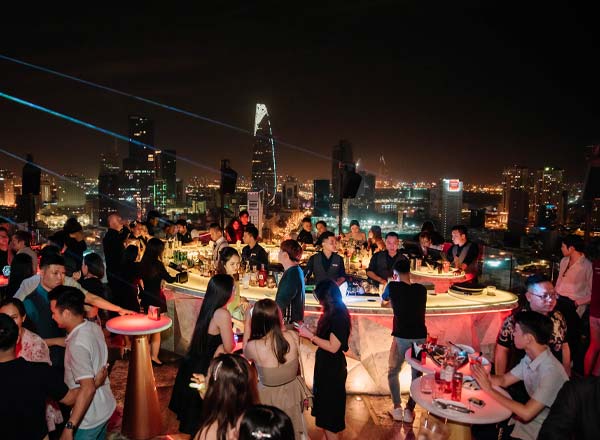 Energetic atmosphere at Chill Skybar