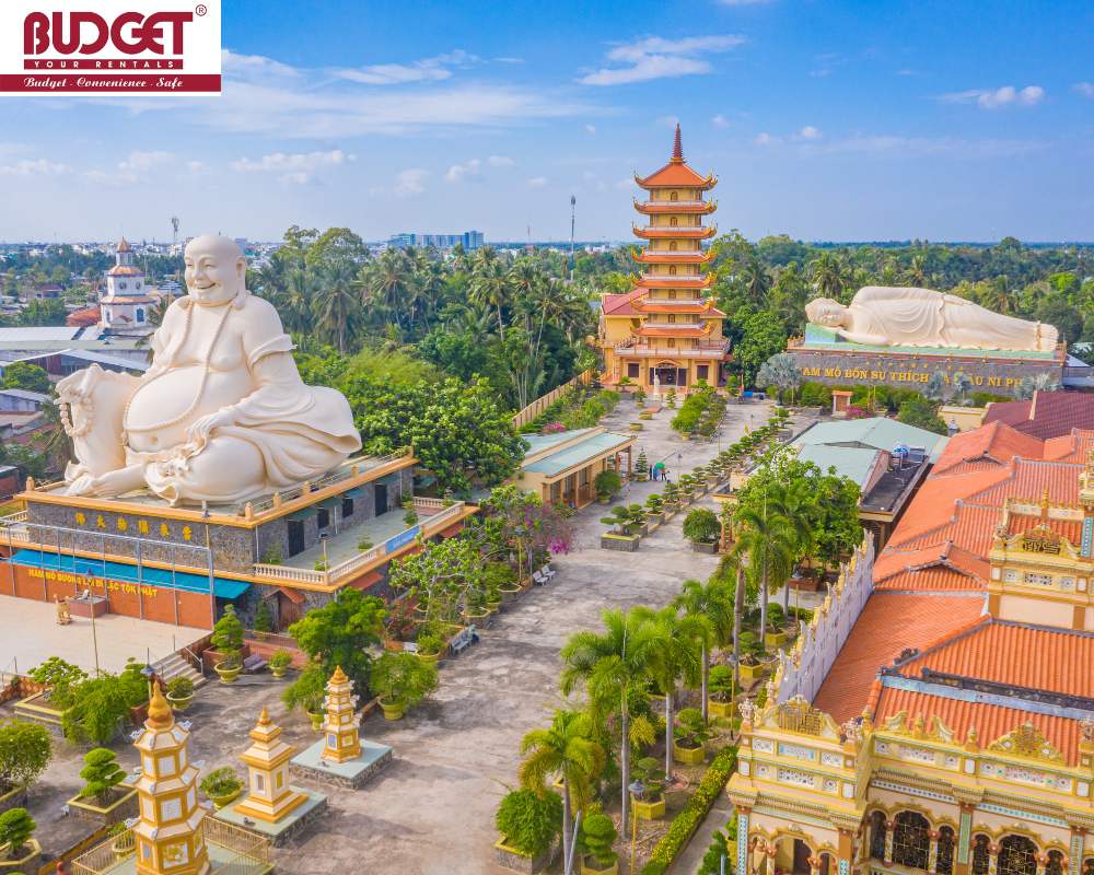 Vinh-Trang-Pagoda-in-Tien-Giang