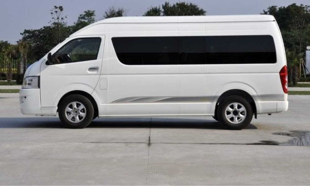 Toyota-Hiace-Van-12-seats-2