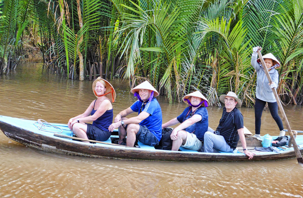 Ho Chi Minh Tour 4Days Mui Ne - Mekong Delta - Cu Chi Tunnel - Temple